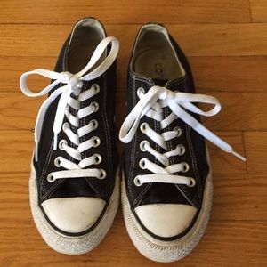 Converse Black Unisex Low Tops